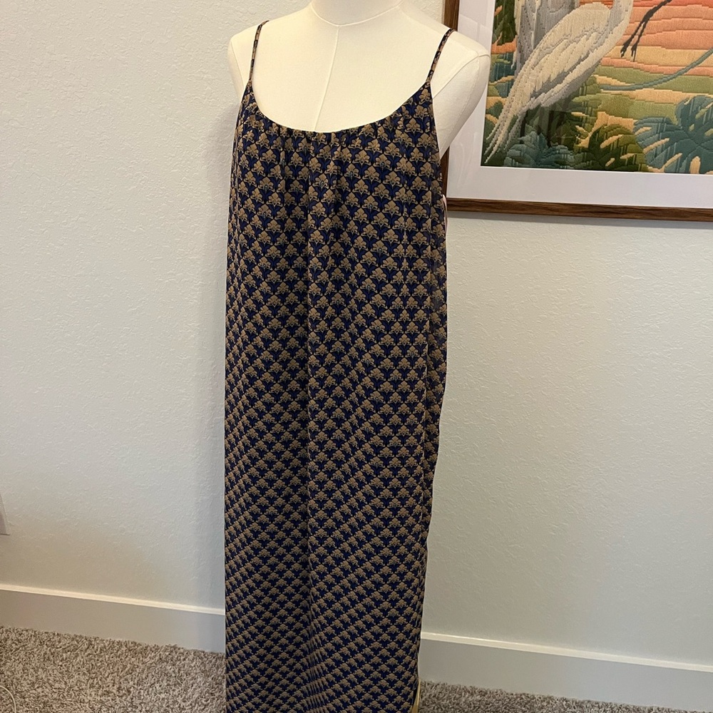 Forever 21 Navy and Tan Geometric Slip Maxi Dress